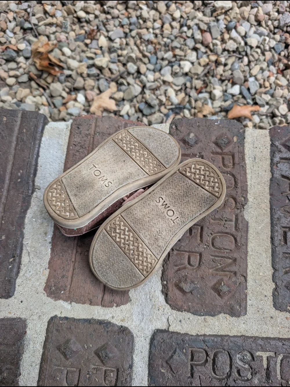 Toms re gold